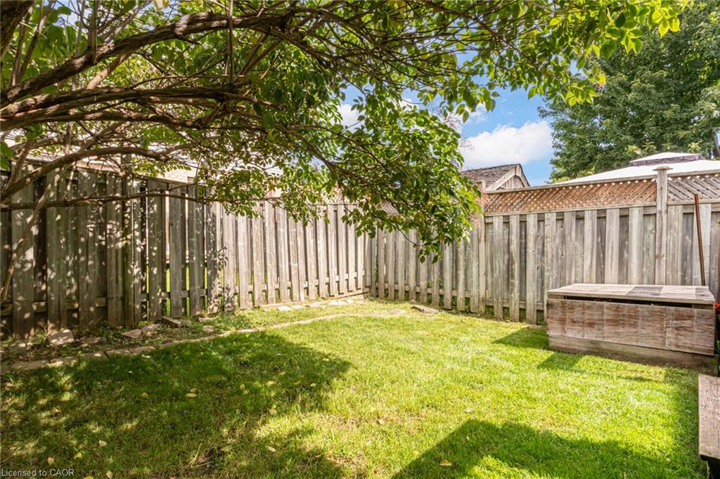 33 Slater Court Property Photo 47