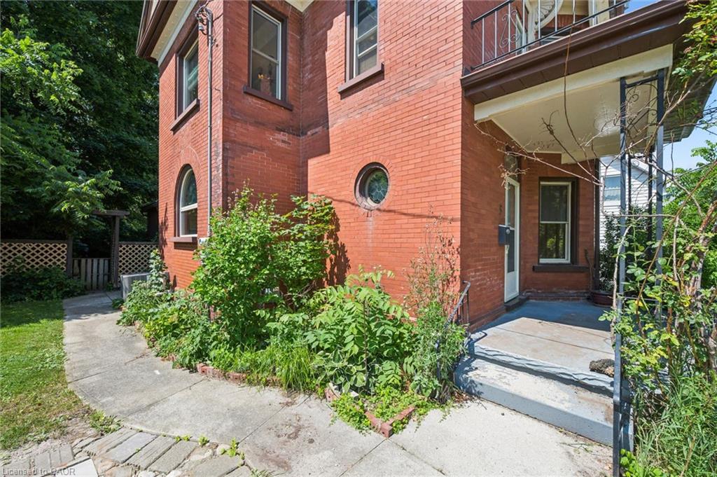 5 West Street Property Photo 4