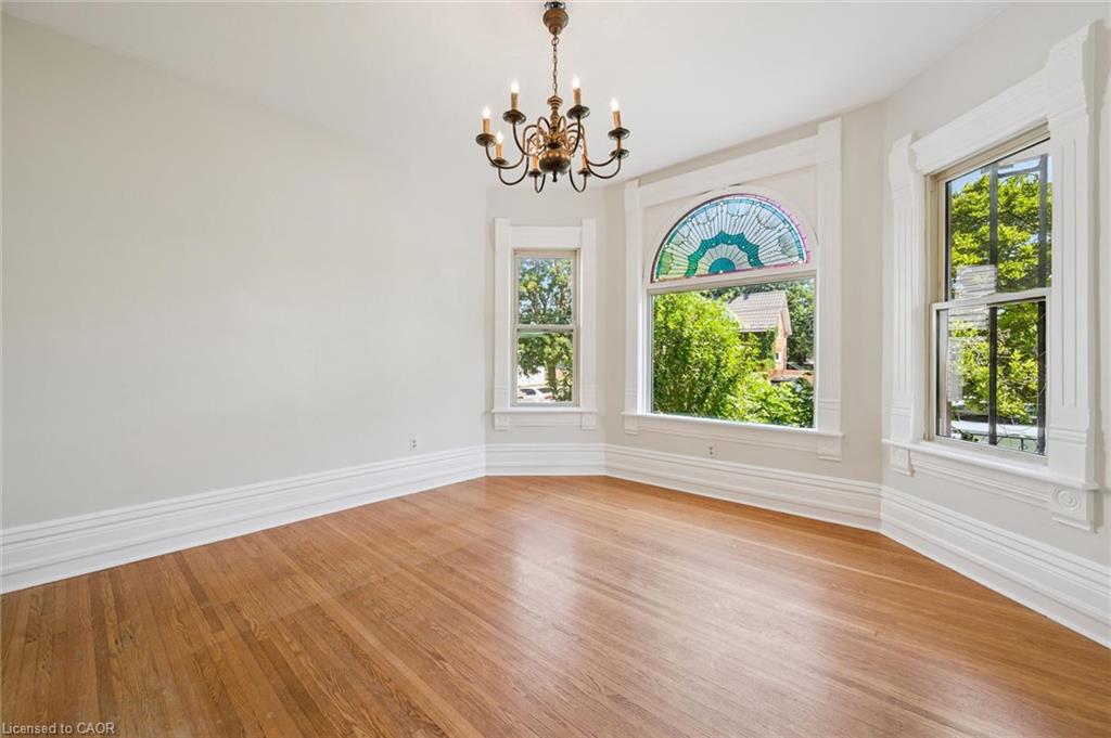 5 West Street Property Photo 6