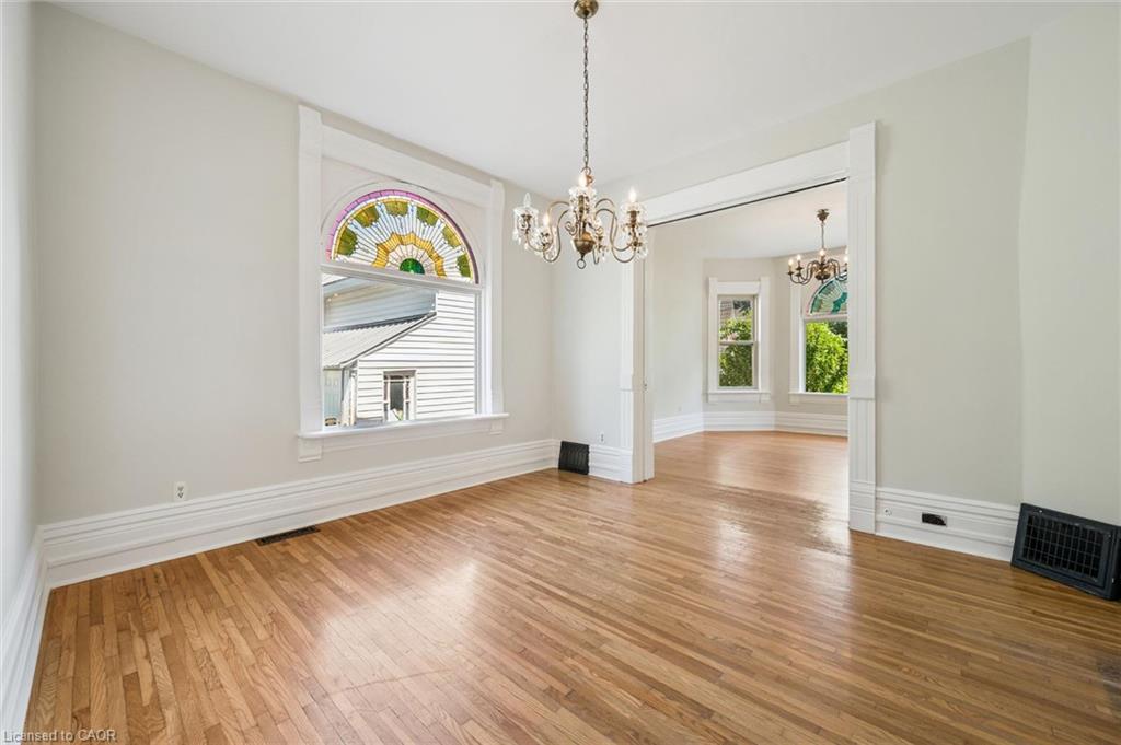 5 West Street Property Photo 9