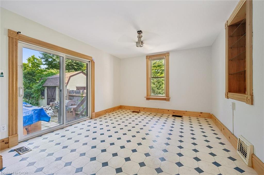 5 West Street Property Photo 13