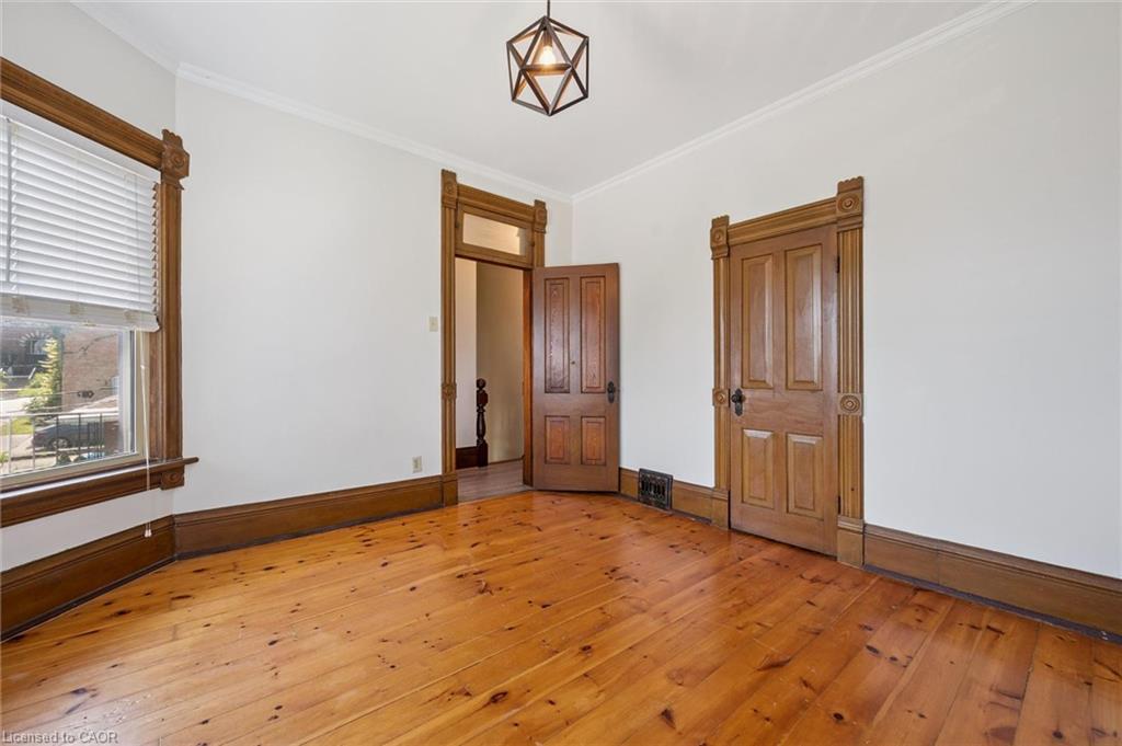 5 West Street Property Photo 17