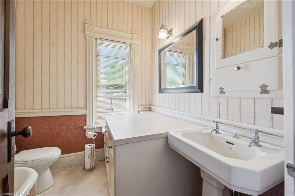 5 West Street Property Photo 22