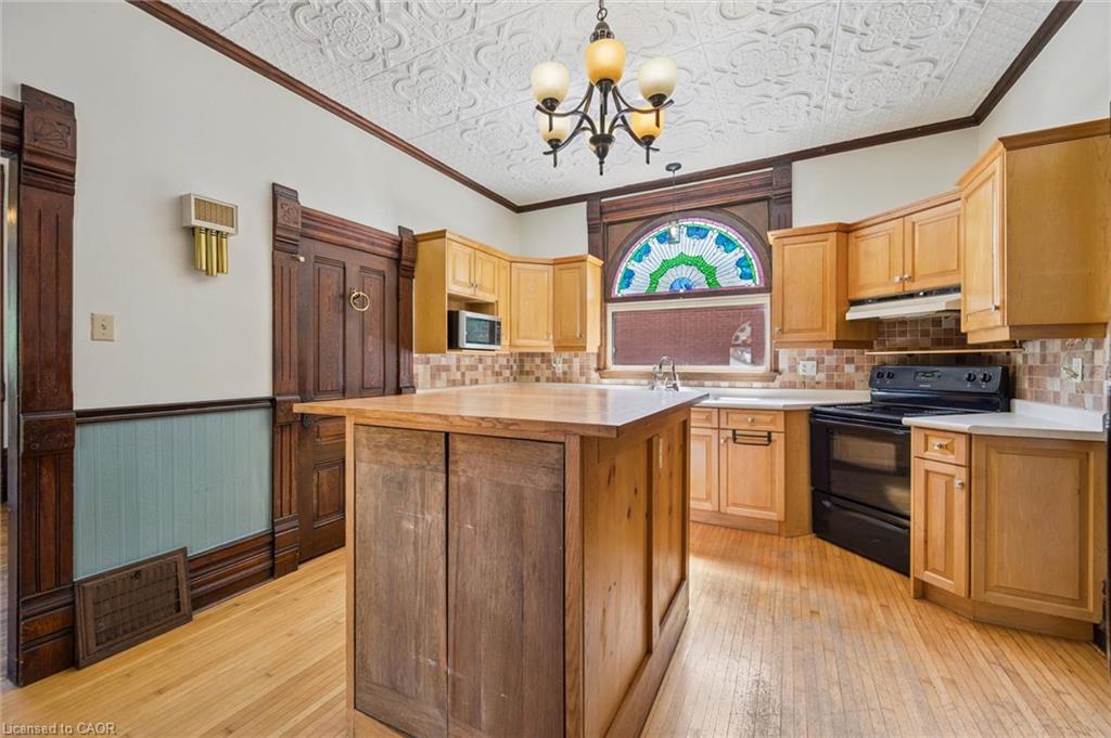5 West Street Property Photo 28