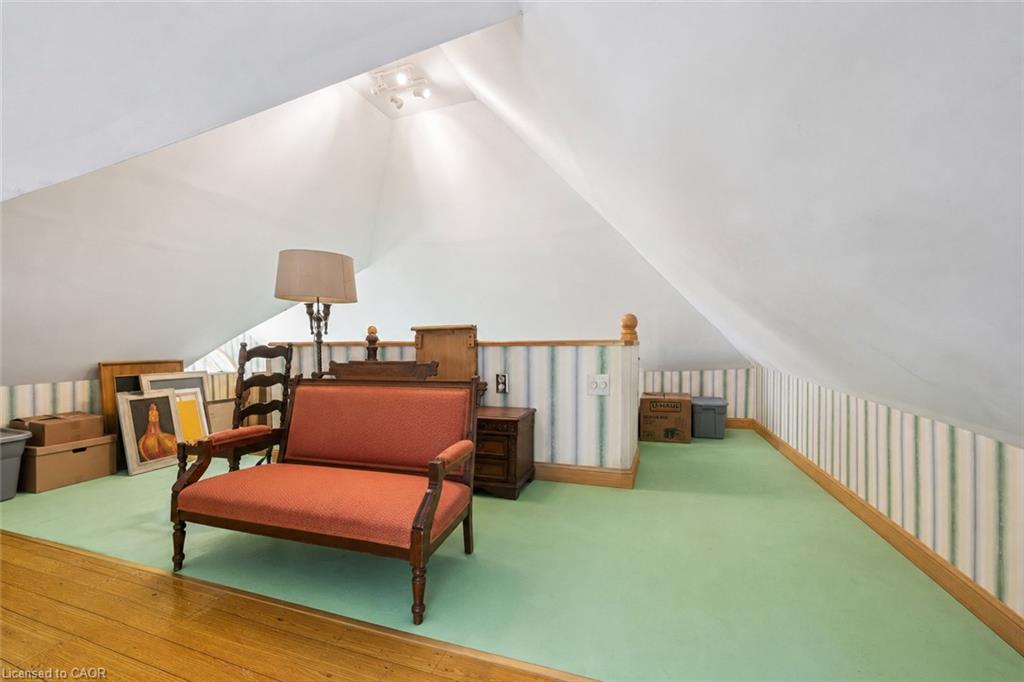 5 West Street Property Photo 32
