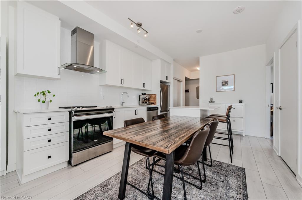 1803-55 Duke Street W Property Photo 3