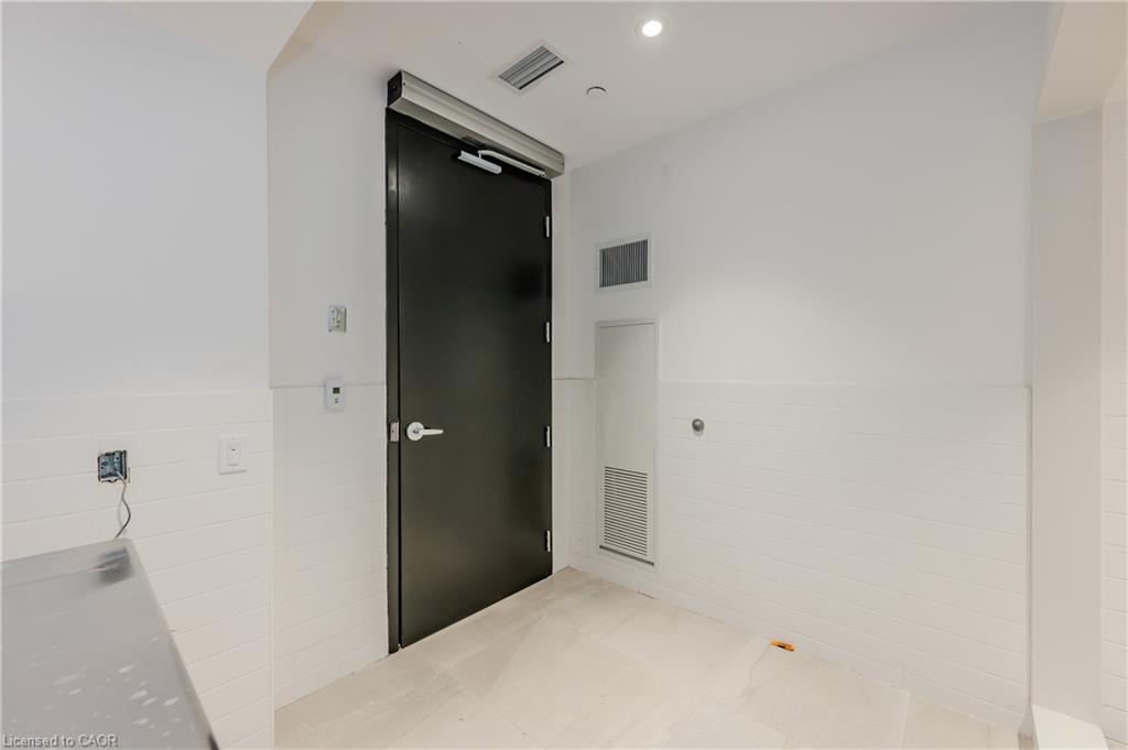 1803-55 Duke Street W Property Photo 38