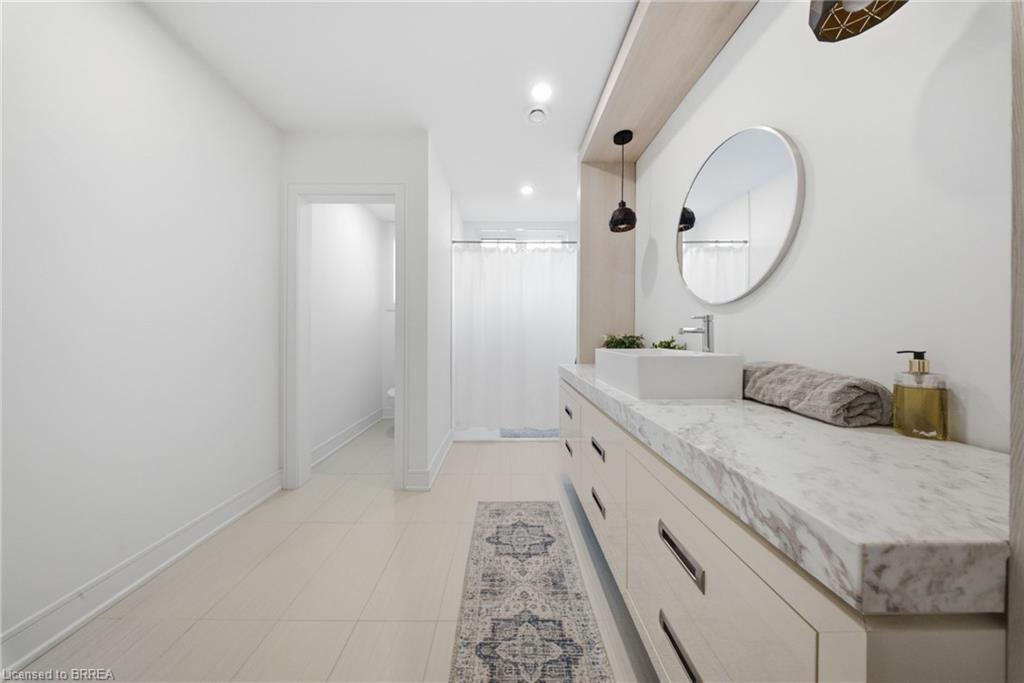 18 Harper Boulevard Property Photo 27