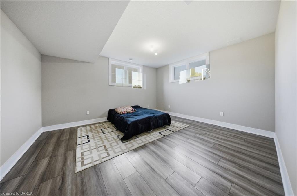 18 Harper Boulevard Property Photo 28