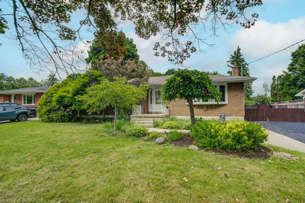 6 Bayly Drive Property Photo 2