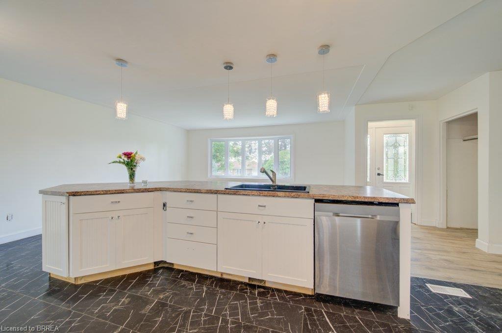 6 Bayly Drive Property Photo 10