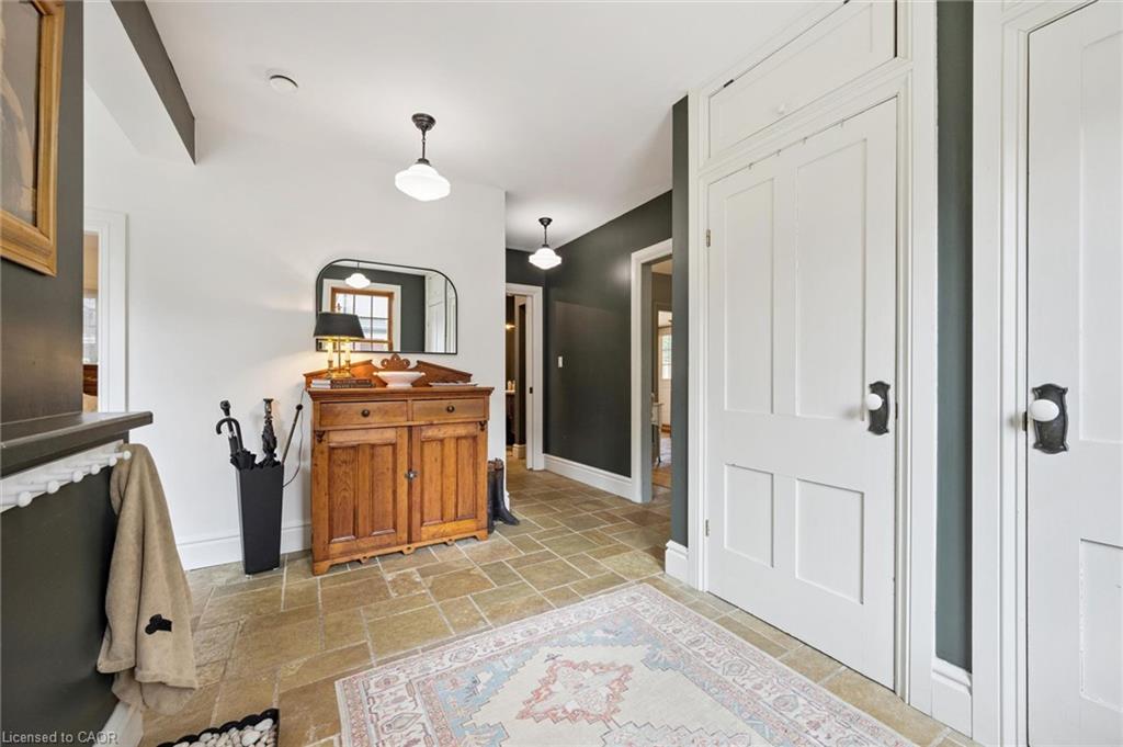 275 Geddes Street Property Photo 4