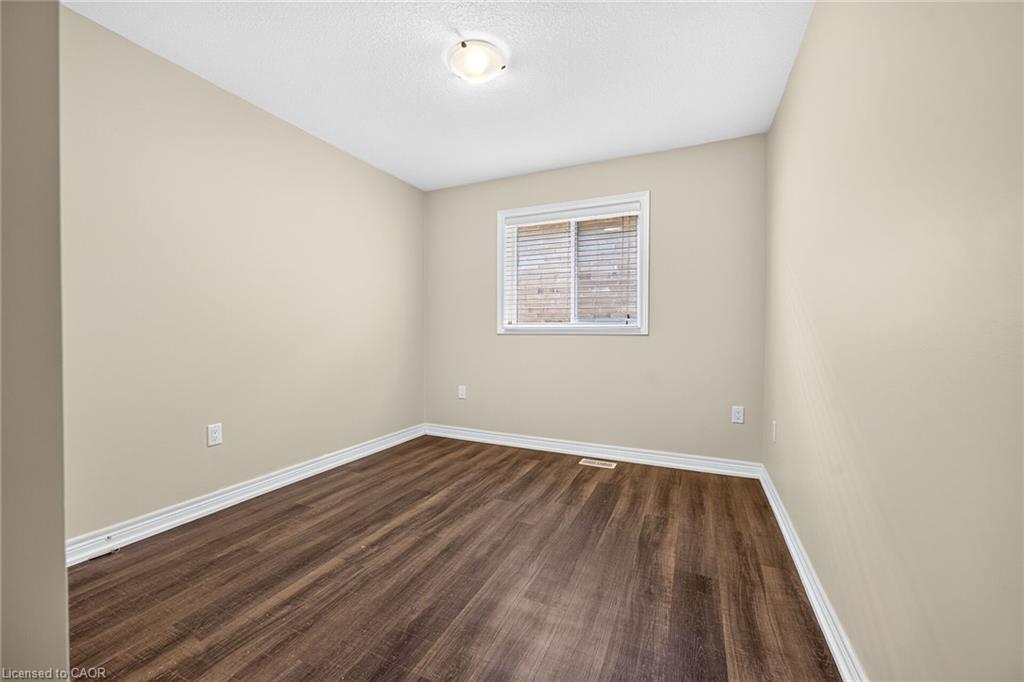 57 Irwin Avenue Property Photo 33