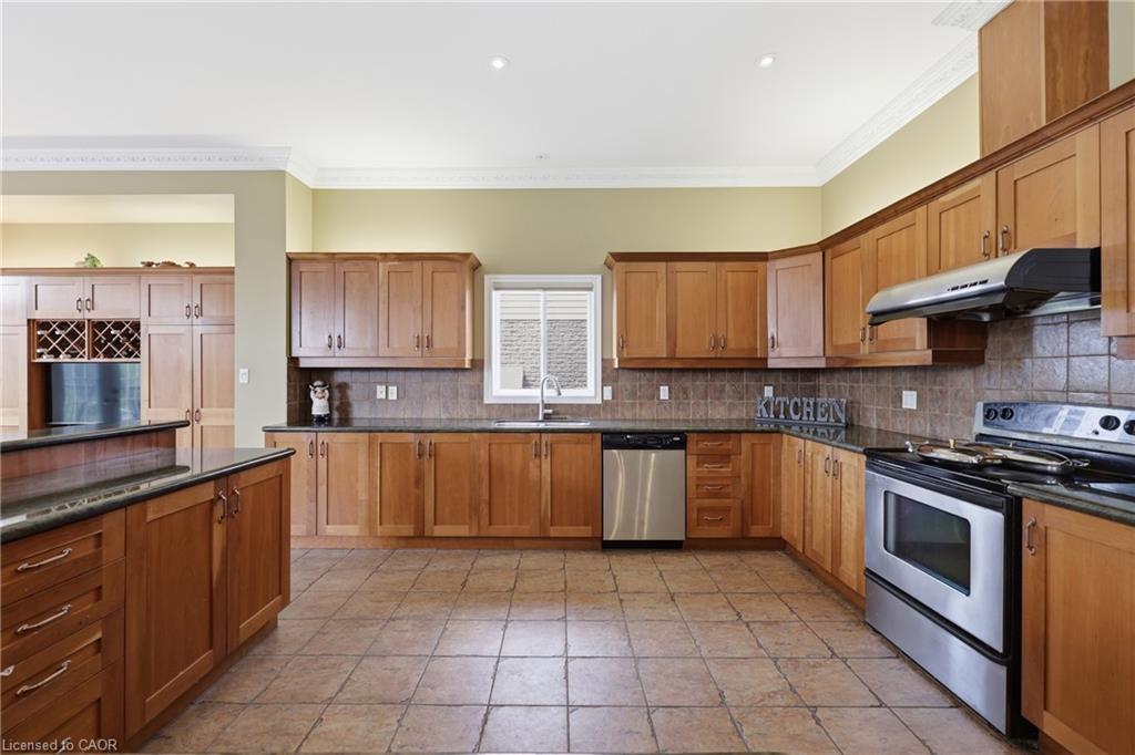 64 Joshua Avenue Property Photo 15