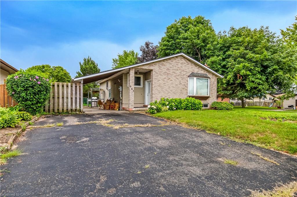 965 St George Street Property Photo 1