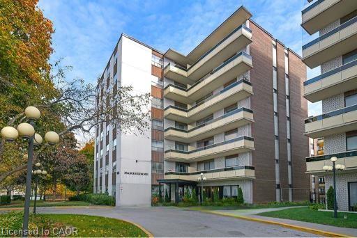 306-921 Midland Avenue Property Photo 1