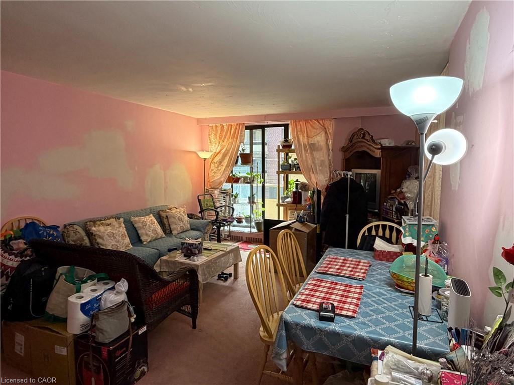 306-921 Midland Avenue Property Photo 9