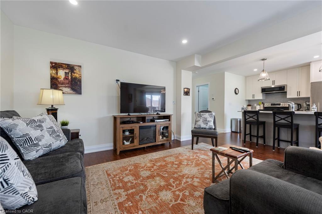 26 Amber Street Property Photo 10