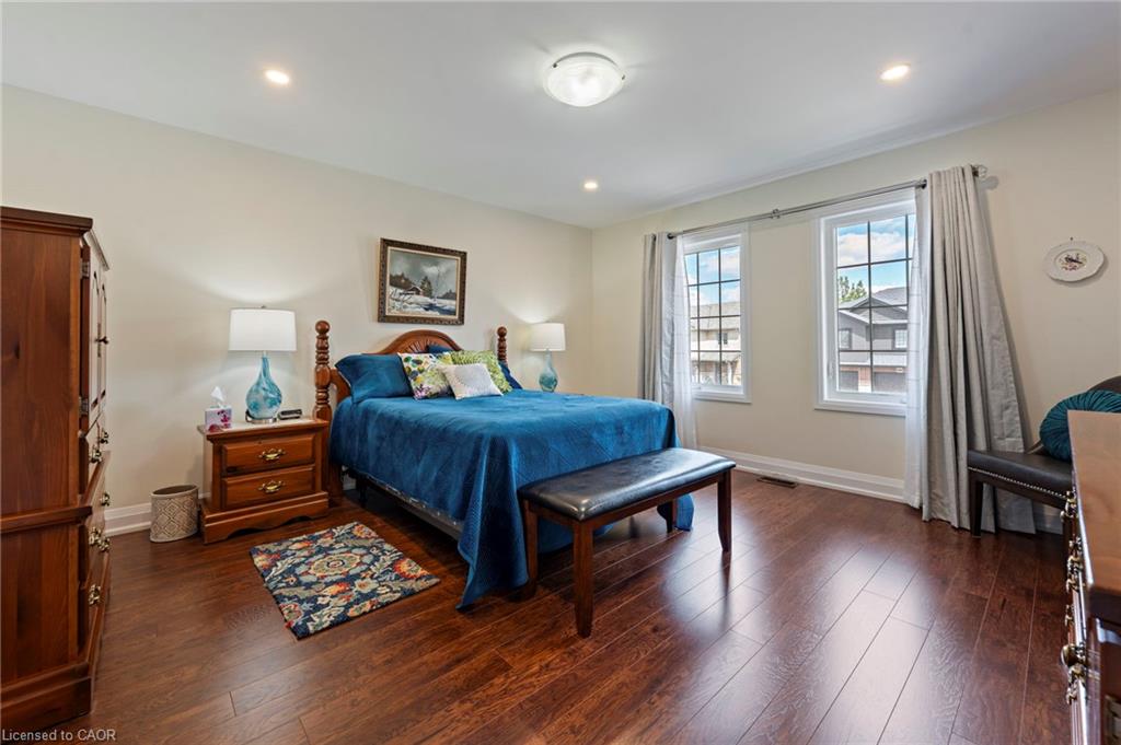 26 Amber Street Property Photo 15