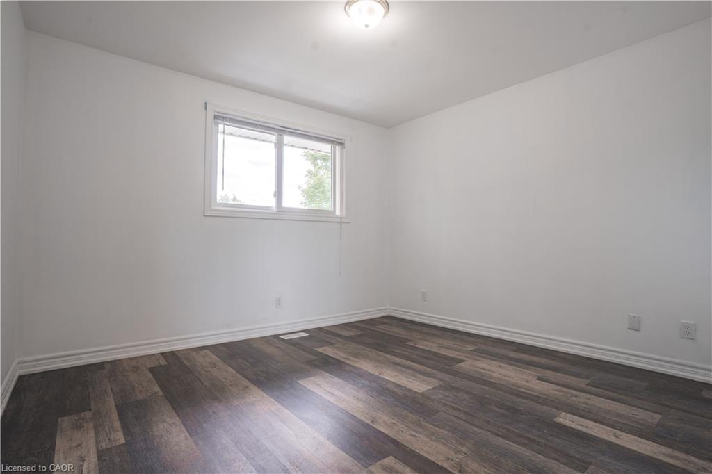 695 Glen Forrest Boulevard Property Photo 14