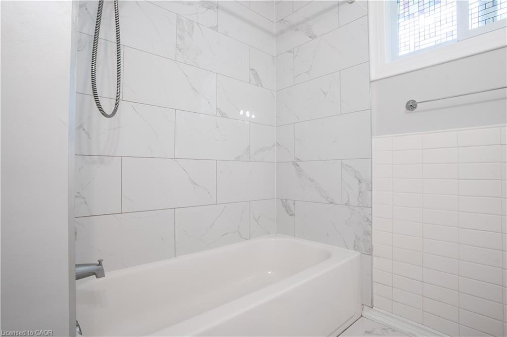 695 Glen Forrest Boulevard Property Photo 18