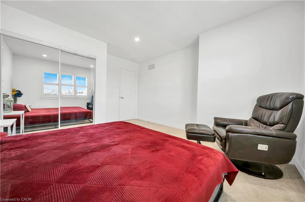 19 Findlay Way Property Photo 29