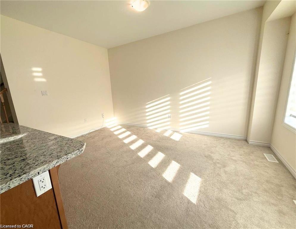 65-305 Garner Road W Property Photo 8