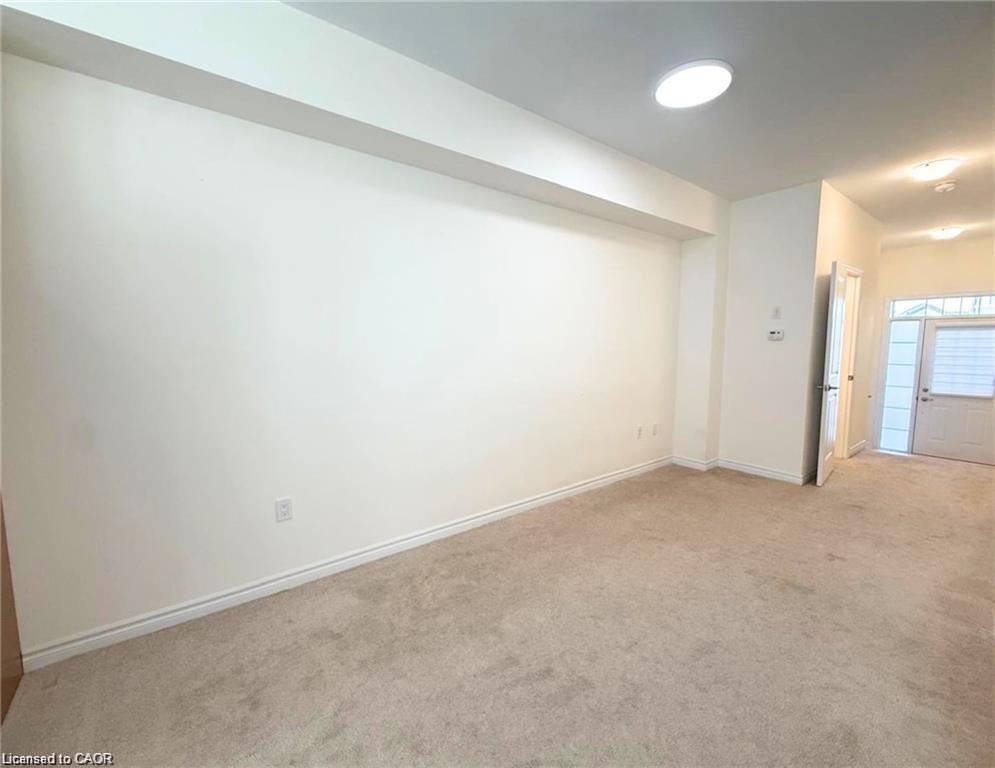 65-305 Garner Road W Property Photo 9