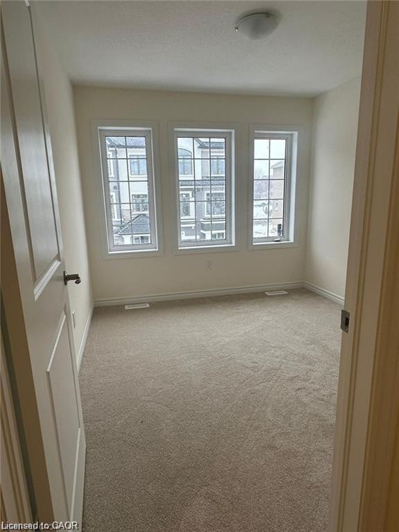 65-305 Garner Road W Property Photo 15