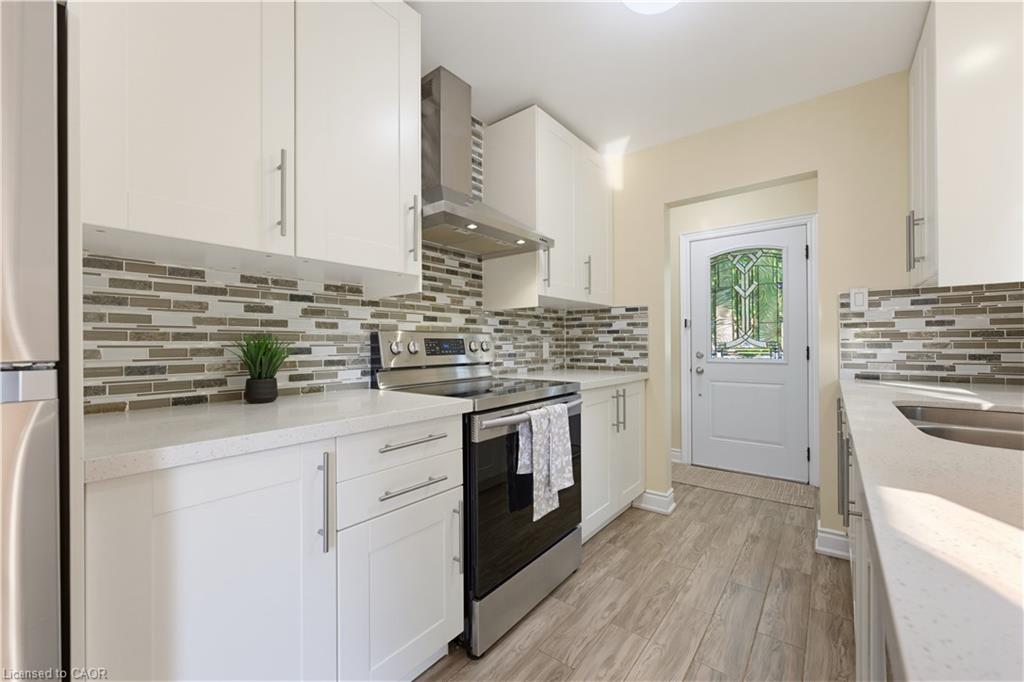 A-475 Kingscourt Drive Property Photo 6