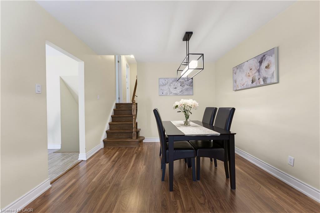 A-475 Kingscourt Drive Property Photo 10