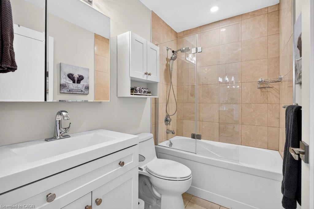 612-551 Maple Avenue Property Photo 18