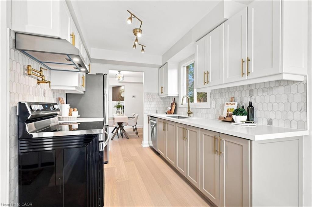 2020 Chrisdon Road Property Photo 12