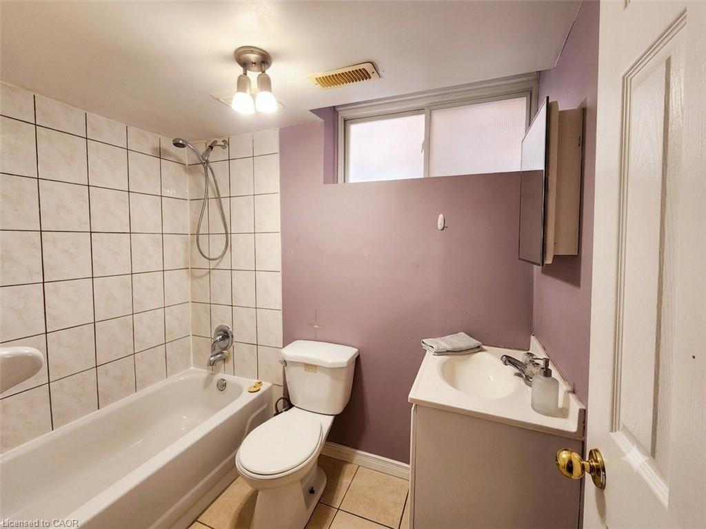 B-25 Gosling Gardens Property Photo 10