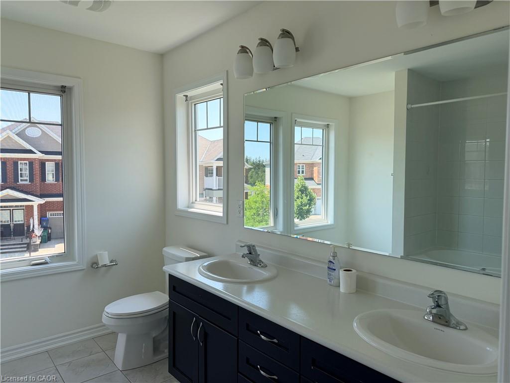 40 Wannamaker Crescent Property Photo 16