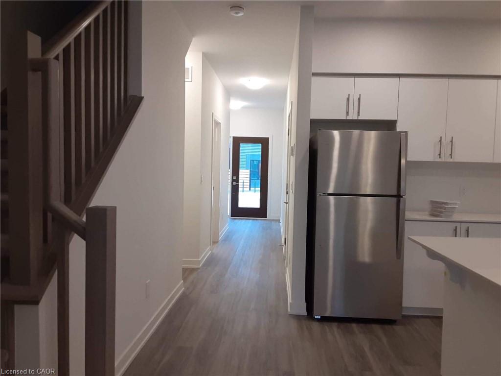 33-110 Fergus Avenue Property Photo 3