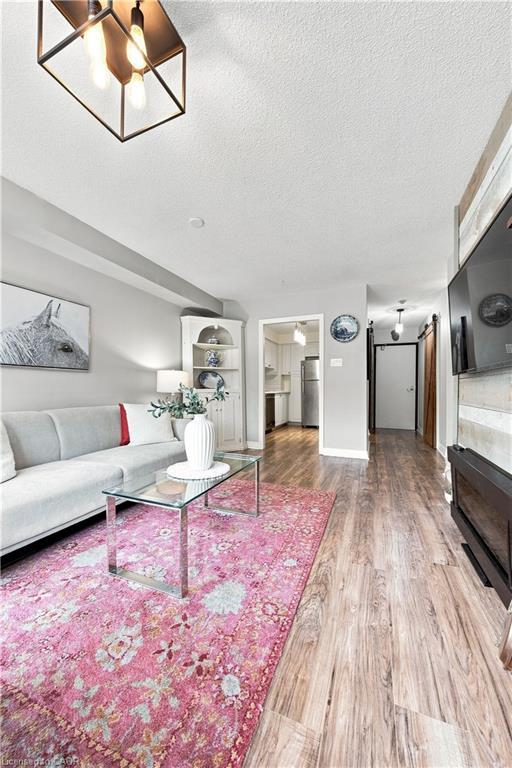 312-1110 Walden Circle Property Photo 16