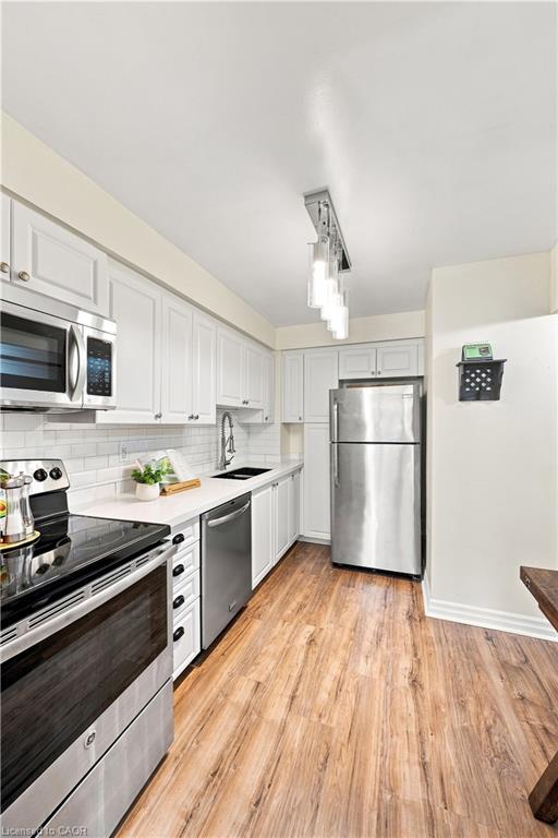 312-1110 Walden Circle Property Photo 21