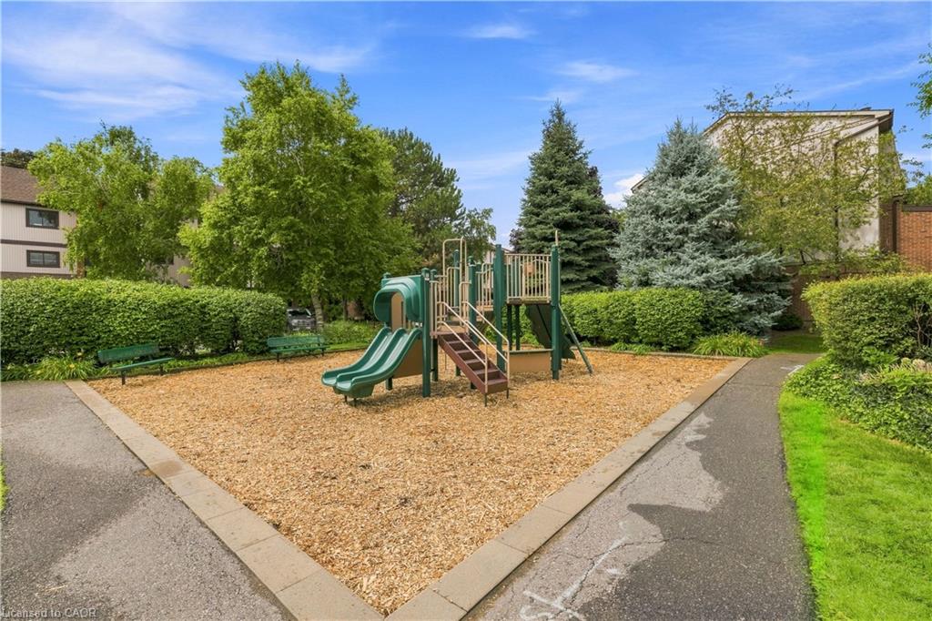 312-1110 Walden Circle Property Photo 40