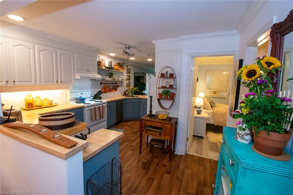 776 Sandy Bay Road Property Photo 8