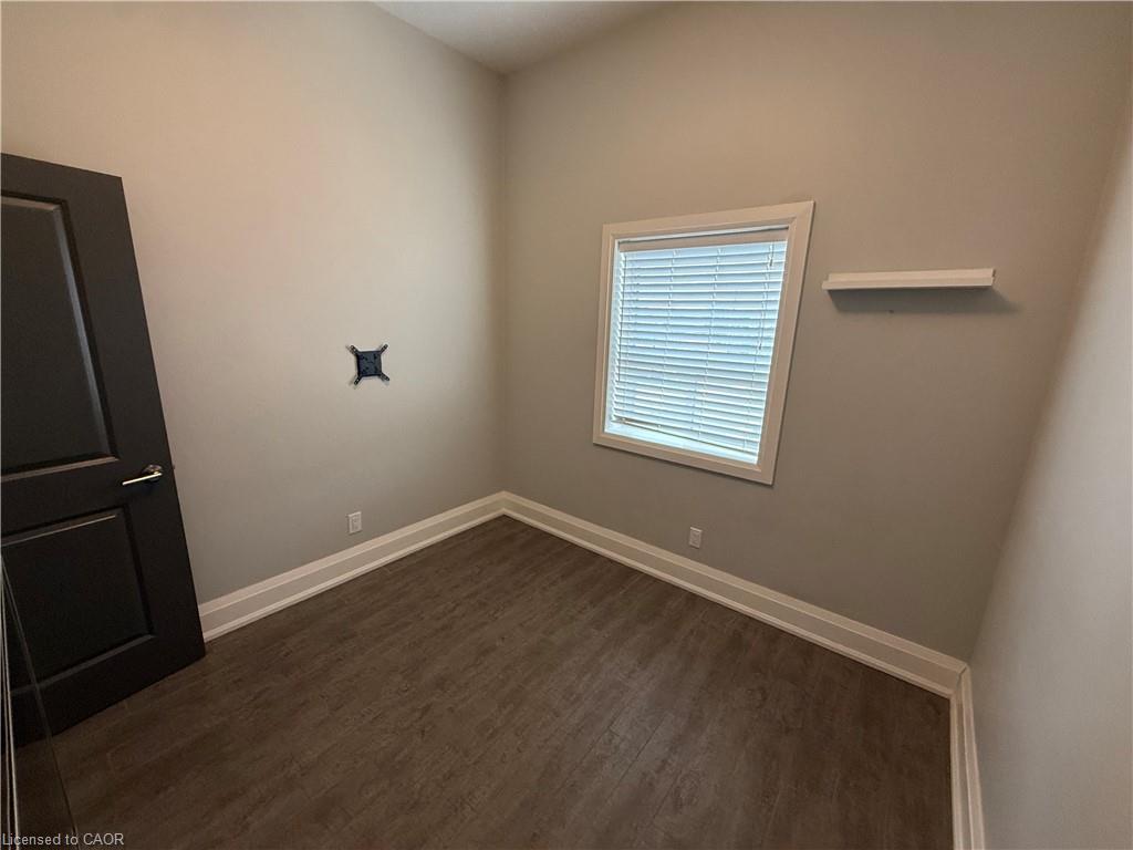3-2548 Eglinton Avenue W Property Photo 8