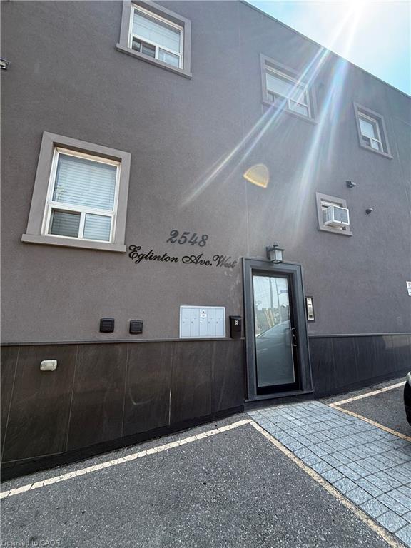 3-2548 Eglinton Avenue W Property Photo 19