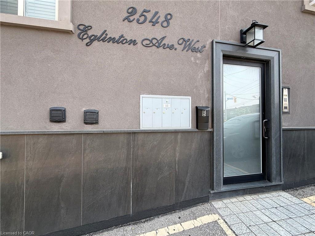 3-2548 Eglinton Avenue W Property Photo 21