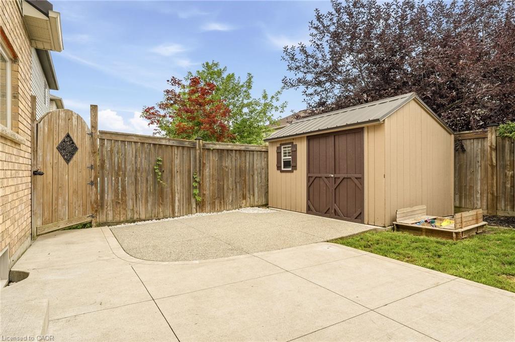 53 Valiant Circle Property Photo 44