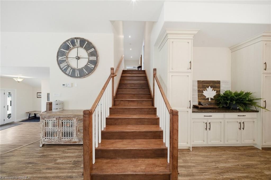 5 Echo Villa Avenue Property Photo 18