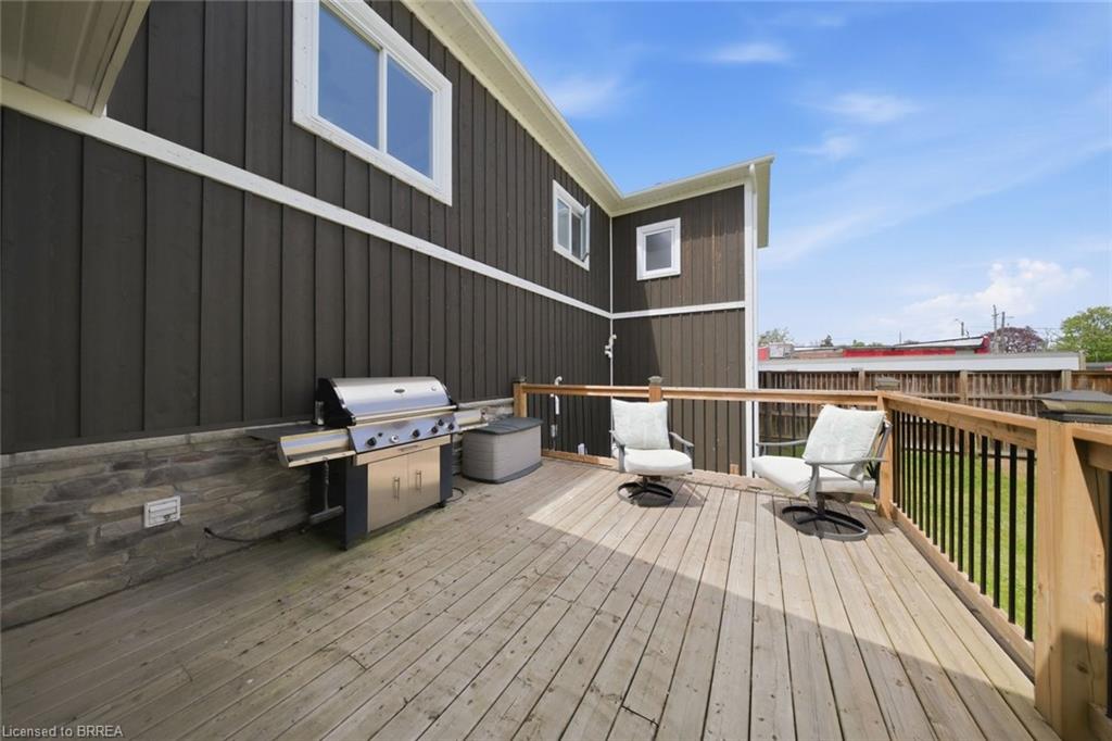 5 Echo Villa Avenue Property Photo 40