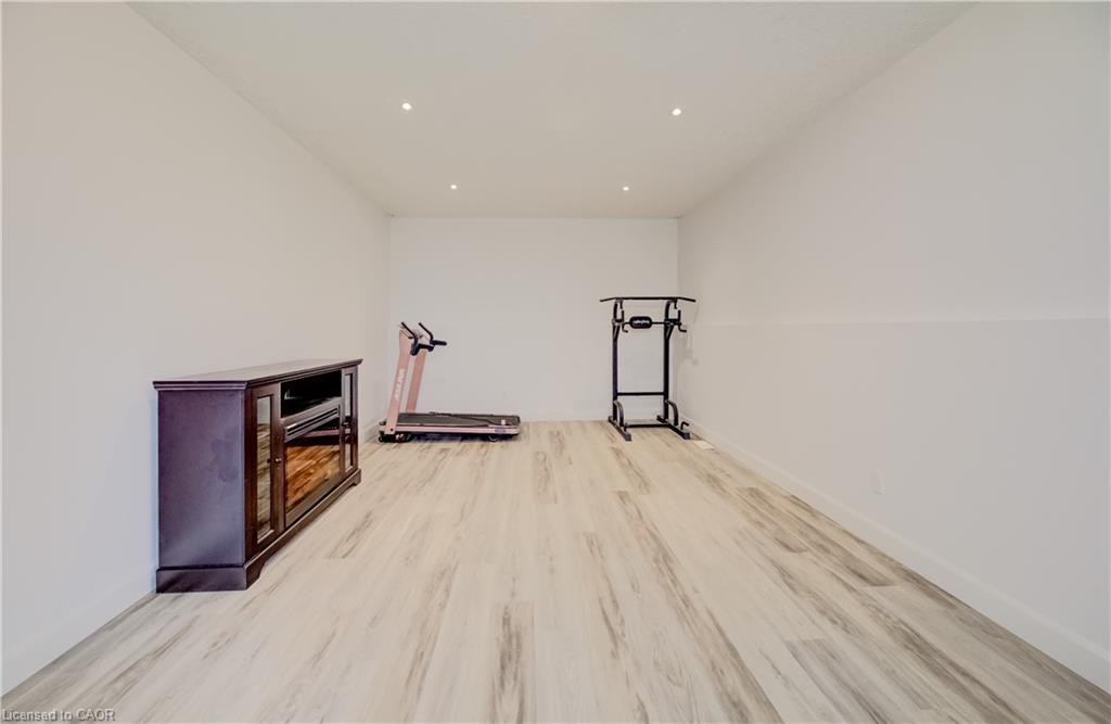 67 Chantilly Street Property Photo 32