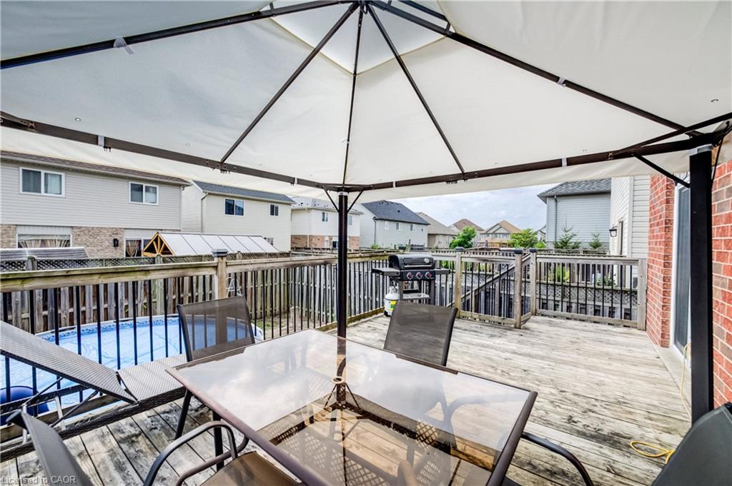 67 Chantilly Street Property Photo 39