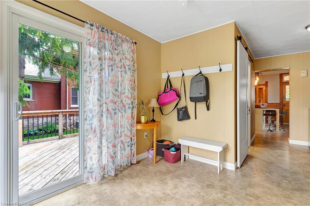 199 Ellen Street Property Photo 23