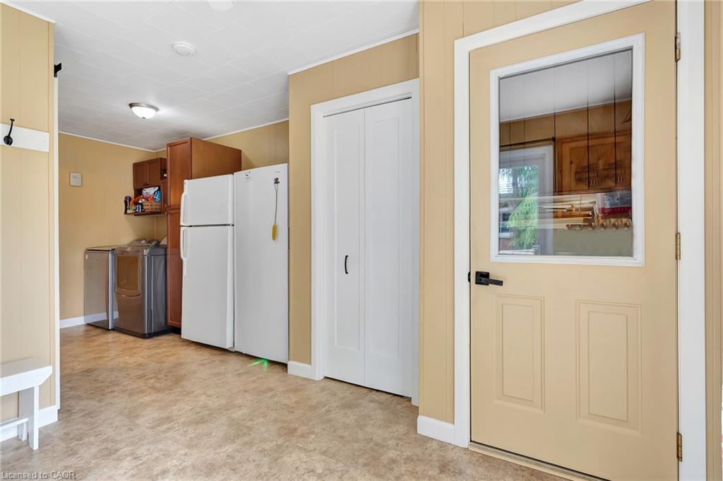 199 Ellen Street Property Photo 24